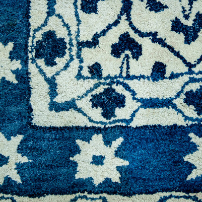 Aegena Damask | Hand-Tufted Woolen Rug