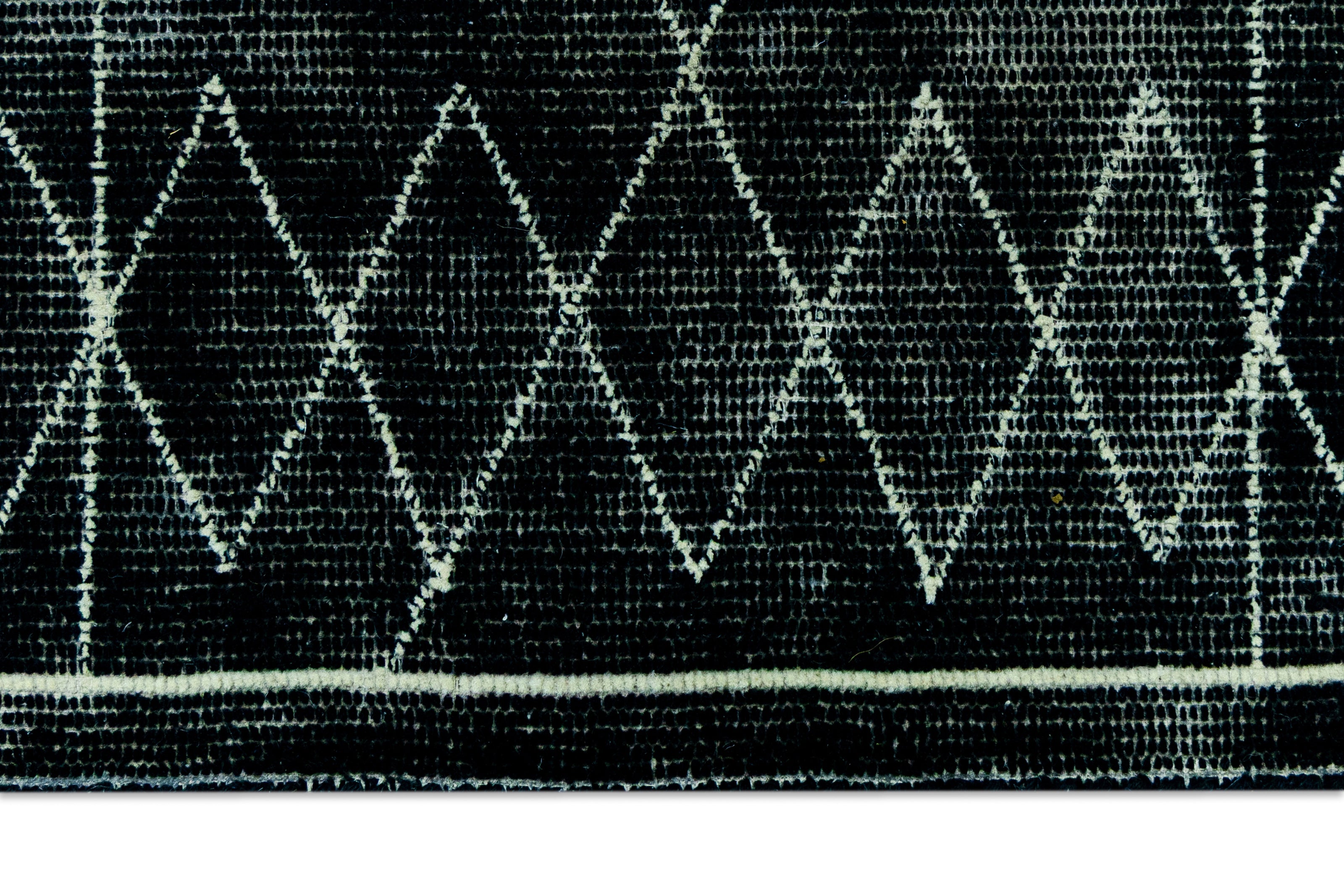 Obsidian | Hand-Tufted Woolen Rug