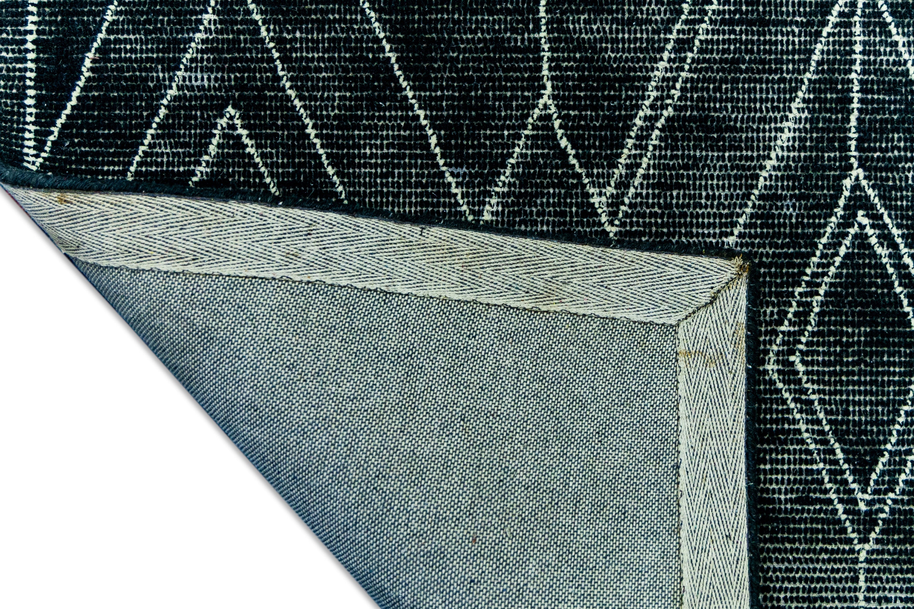 Obsidian | Hand-Tufted Woolen Rug