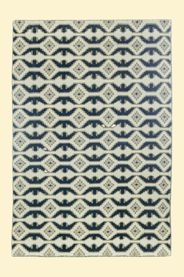 Regal Trellis | Hand-Knotted New Zealand Wool Rug
