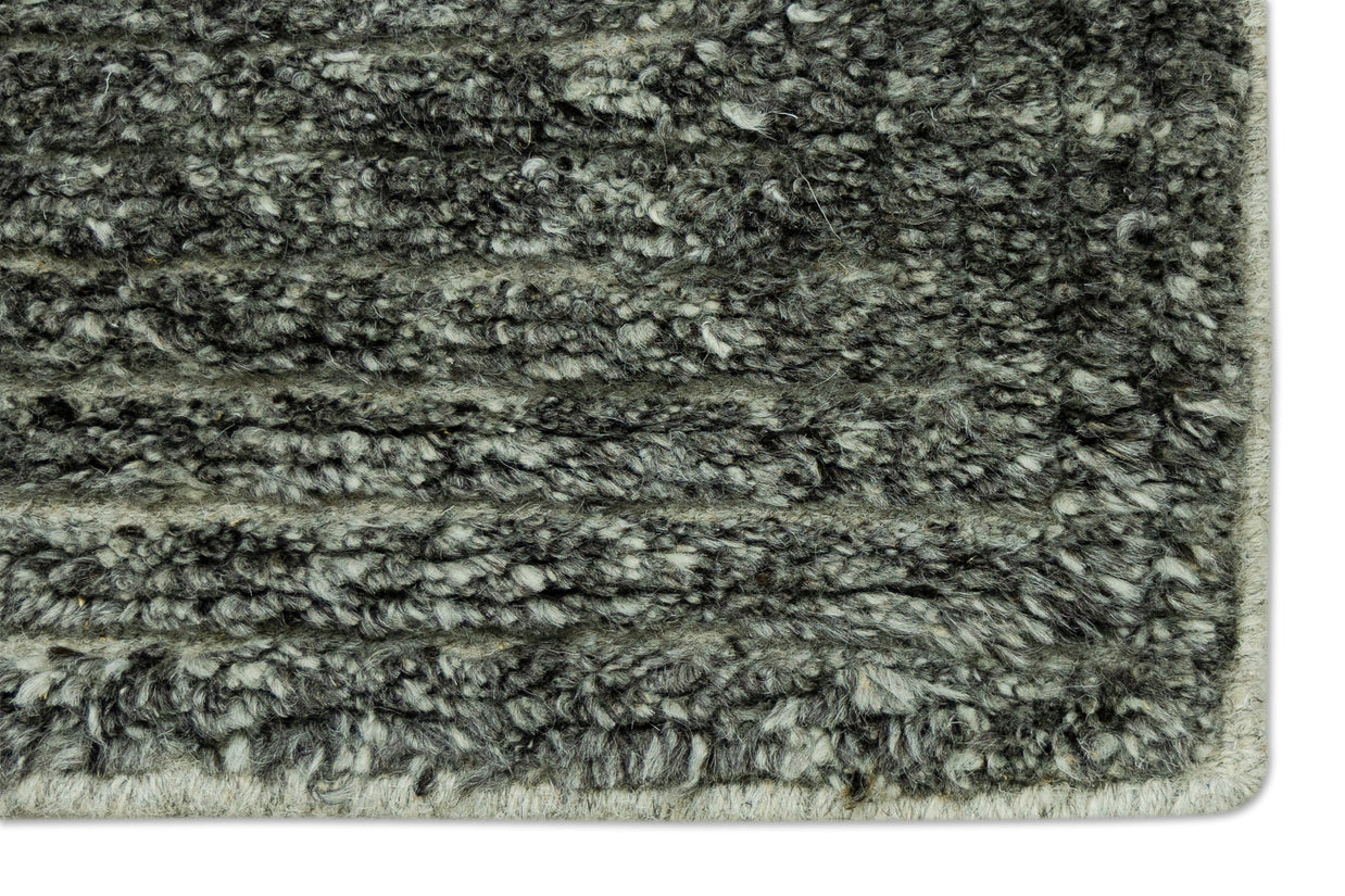 Heirloom Haze | Hand-Knotted Woolen Rug