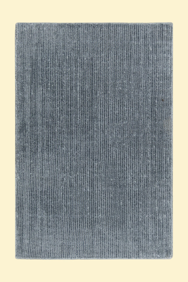 Textured Grey Solid Hand-Loom Viscose Rug for Bed Room Living Room
