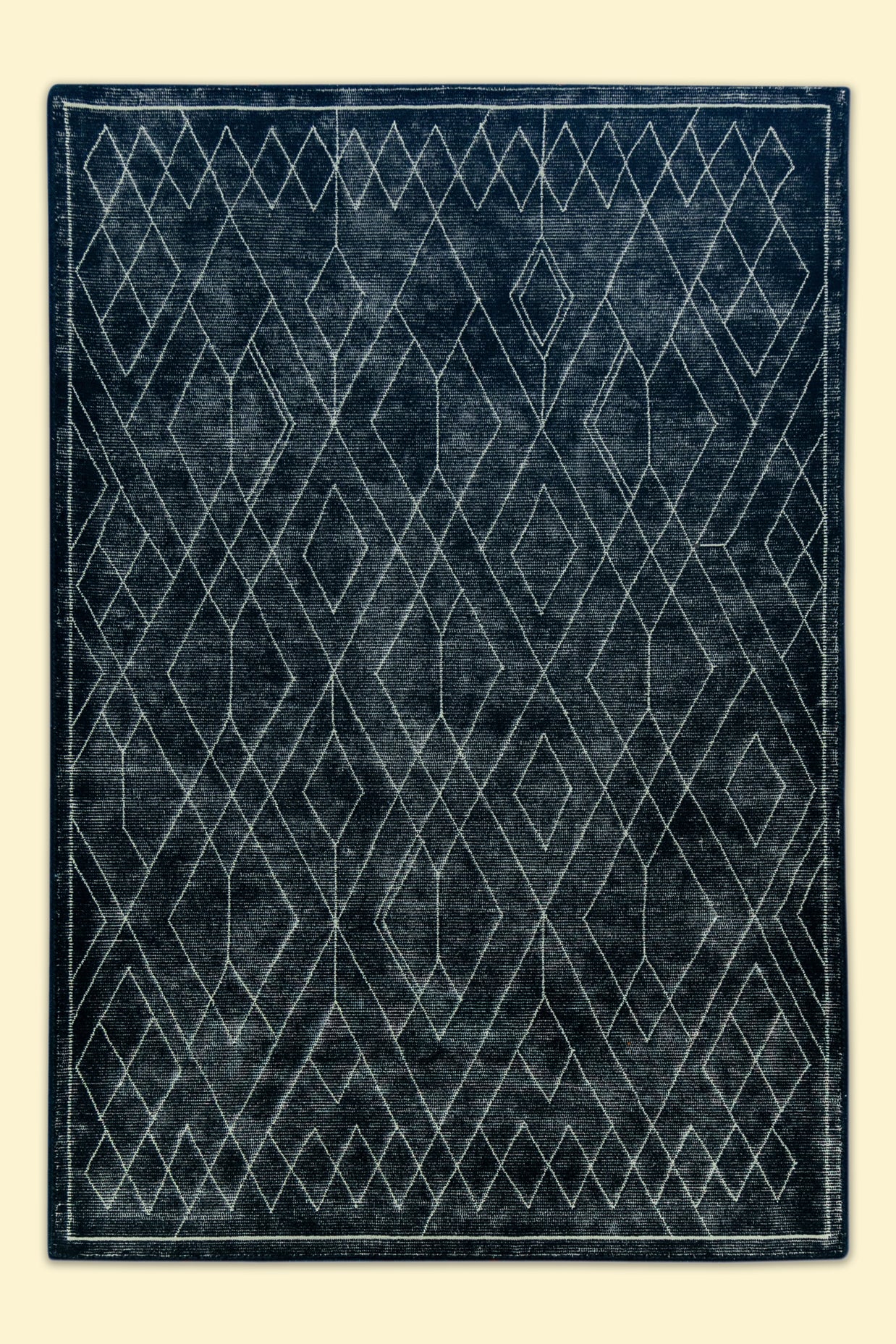 Obsidian | Hand-Tufted Woolen Rug